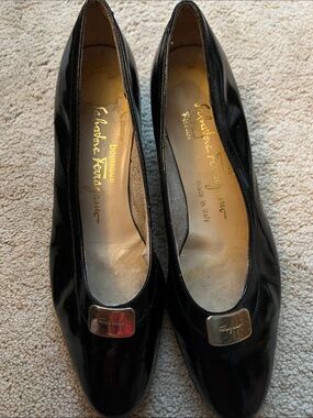 Salvatore Ferragamo Black Patent Leather Pumps with Signature Plaque